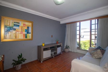 Casa de condomínio para alugar com 350m², 3 quartos e 2 vagasSala