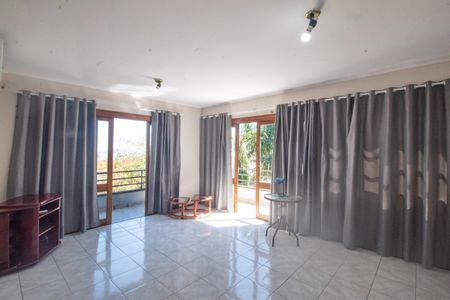 Casa de condomínio para alugar com 350m², 3 quartos e 2 vagasSuite