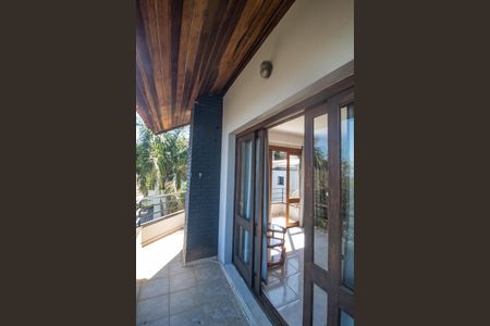 Casa de condomínio para alugar com 350m², 3 quartos e 2 vagasVaranda Suite