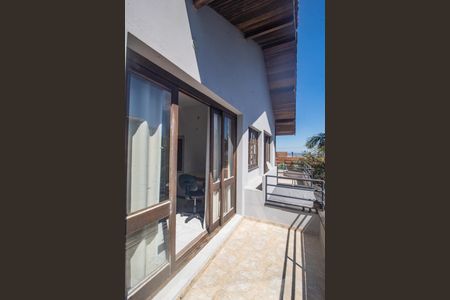 Casa de condomínio para alugar com 350m², 3 quartos e 2 vagasVaranda Quarto 2