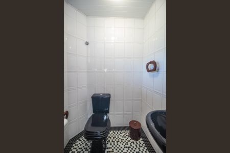 Casa de condomínio para alugar com 350m², 3 quartos e 2 vagasLavabo
