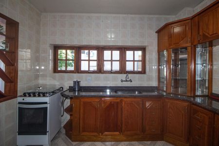 Casa de condomínio para alugar com 350m², 3 quartos e 2 vagasCozinha