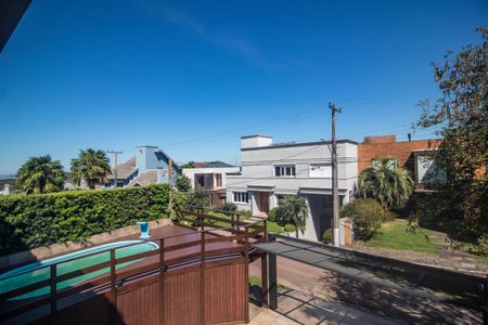 Casa de condomínio para alugar com 350m², 3 quartos e 2 vagasVista