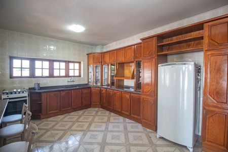 Casa de condomínio para alugar com 350m², 3 quartos e 2 vagasCozinha