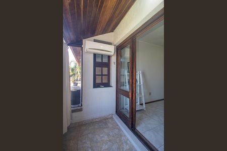 Casa de condomínio para alugar com 350m², 3 quartos e 2 vagasVaranda Quarto 1