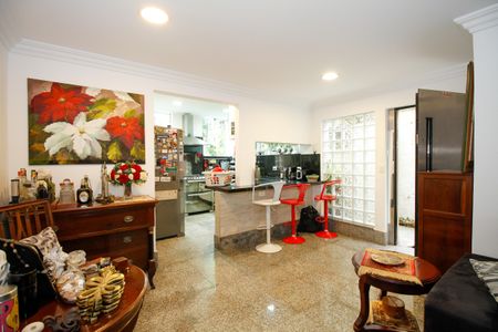 Sala de casa para alugar com 3 quartos, 180m² em Vila Madalena, São Paulo