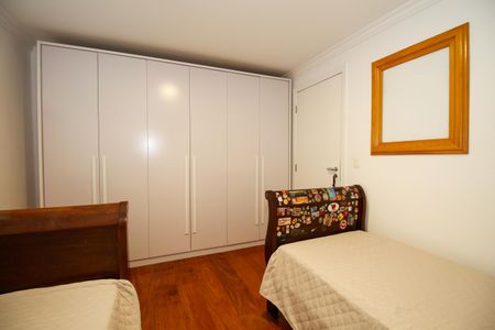 Casa para alugar com 180m², 3 quartos e 2 vagas Casa para alugar com 180m², 3 quartos e 2 vagasQuarto 1