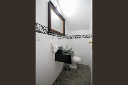 Casa para alugar com 180m², 3 quartos e 2 vagas Casa para alugar com 180m², 3 quartos e 2 vagasLavabo