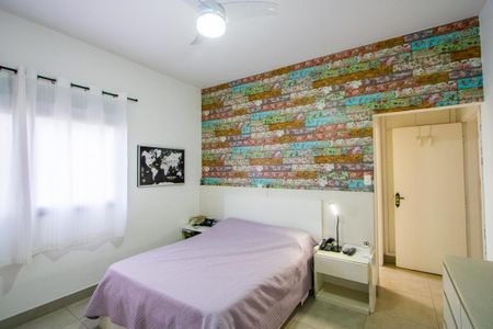 Apartamento à venda com 230m², 3 quartos e 1 vaga Apartamento à venda com 230m², 3 quartos e 1 vaga Suíte