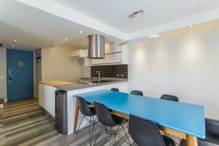 Apartamento à venda com 80m², 2 quartos e 1 vagaSala