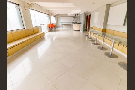 Apartamento para alugar com 130m², 3 quartos e 1 vagaÁrea comum - Salão de festas