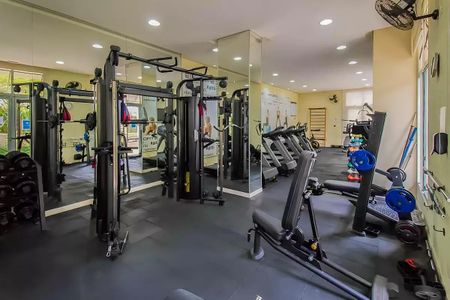 Apartamento à venda com 108m², 3 quartos e 2 vagas Apartamento à venda com 108m², 3 quartos e 2 vagasÁrea comum - Academia
