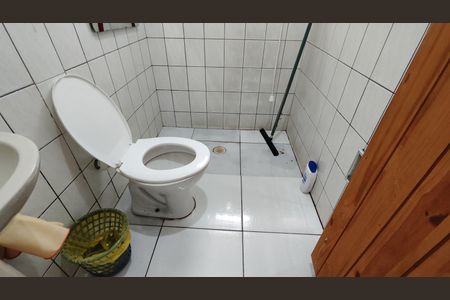 Casa à venda com 500m², 5 quartos e 2 vagasBanheiro da casa 3