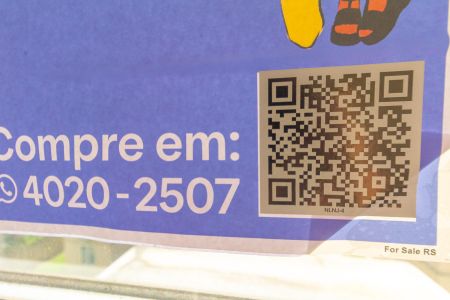 Apartamento à venda com 51m², 3 quartos e 1 vaga Apartamento à venda com 51m², 3 quartos e 1 vagaPlaca