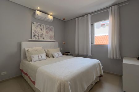 Casa à venda com 125m², 3 quartos e 2 vagas Casa à venda com 125m², 3 quartos e 2 vagasSuíte