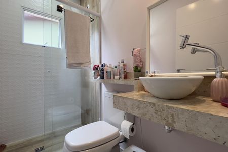 Casa à venda com 125m², 3 quartos e 2 vagas Casa à venda com 125m², 3 quartos e 2 vagasBanheiro Social