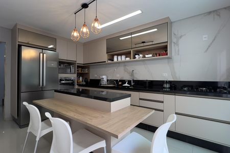 Casa à venda com 125m², 3 quartos e 2 vagas Casa à venda com 125m², 3 quartos e 2 vagasCozinha