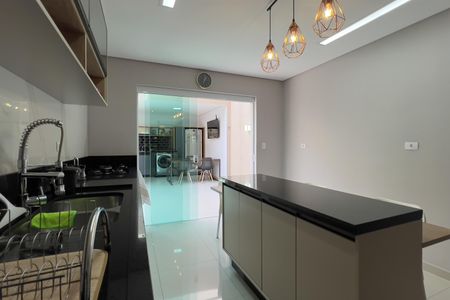 Casa à venda com 125m², 3 quartos e 2 vagas Casa à venda com 125m², 3 quartos e 2 vagasCozinha