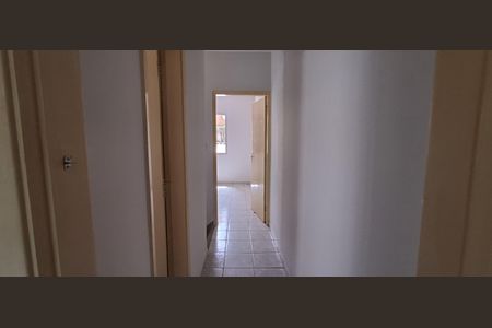 Casa à venda com 150m², 2 quartos e 2 vagasCorredor