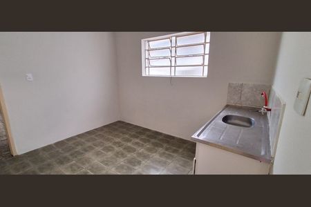 Casa à venda com 150m², 2 quartos e 2 vagasCozinha