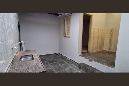 Casa à venda com 150m², 2 quartos e 2 vagasQuintal