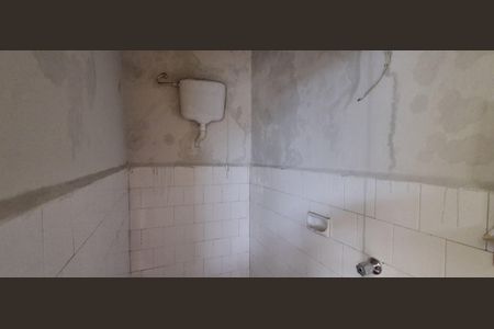 Casa à venda com 150m², 2 quartos e 2 vagasLavabo