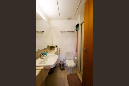 Banheiro de kitnet/studio à venda com 1 quarto, 21m² em Cidade Jardim, Belo Horizonte