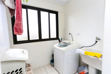 Apartamento à venda com 68m², 2 quartos e 1 vagaÁrea de Serviço