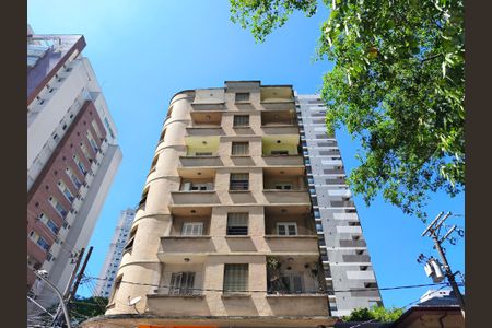 Apartamento para alugar com 67m², 2 quartos e sem vaga Apartamento para alugar com 67m², 2 quartos e sem vagaFachada