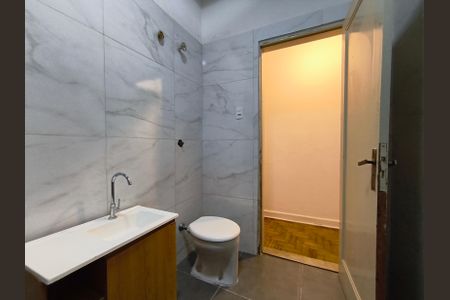 Apartamento para alugar com 67m², 2 quartos e sem vaga Apartamento para alugar com 67m², 2 quartos e sem vagaBanheiro