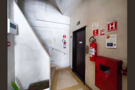 Apartamento para alugar com 67m², 2 quartos e sem vaga Apartamento para alugar com 67m², 2 quartos e sem vagaHall