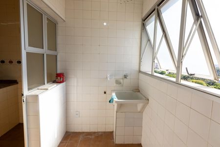 Apartamento à venda com 98m², 3 quartos e 1 vagaÁrea de Serviço
