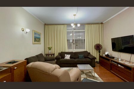 Apartamento à venda com 141m², 3 quartos e sem vagaSala