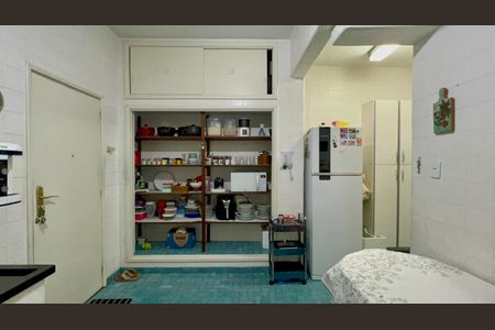 Apartamento à venda com 141m², 3 quartos e sem vagaCozinha