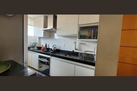 Apartamento à venda com 60m², 3 quartos e 2 vagas Apartamento à venda com 60m², 3 quartos e 2 vagasQuarto