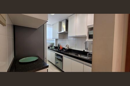 Apartamento à venda com 60m², 3 quartos e 2 vagas