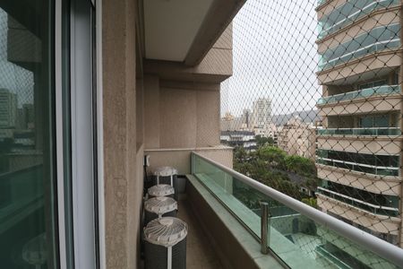 Apartamento para alugar com 174m², 3 quartos e 2 vagas Apartamento para alugar com 174m², 3 quartos e 2 vagasQuarto de Serviço
