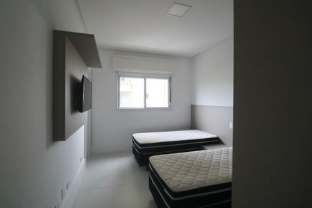 Apartamento para alugar com 174m², 3 quartos e 2 vagas Apartamento para alugar com 174m², 3 quartos e 2 vagasSuíte 2