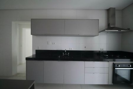 Apartamento para alugar com 174m², 3 quartos e 2 vagas Apartamento para alugar com 174m², 3 quartos e 2 vagasCozinha