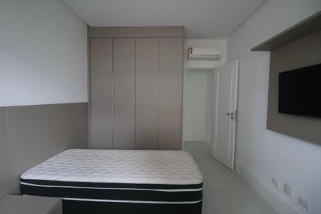Apartamento para alugar com 174m², 3 quartos e 2 vagas Apartamento para alugar com 174m², 3 quartos e 2 vagasSuíte 2