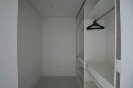 Apartamento para alugar com 174m², 3 quartos e 2 vagas Apartamento para alugar com 174m², 3 quartos e 2 vagasSuíte 1