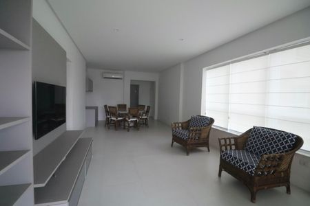 Apartamento para alugar com 174m², 3 quartos e 2 vagas Apartamento para alugar com 174m², 3 quartos e 2 vagasSala