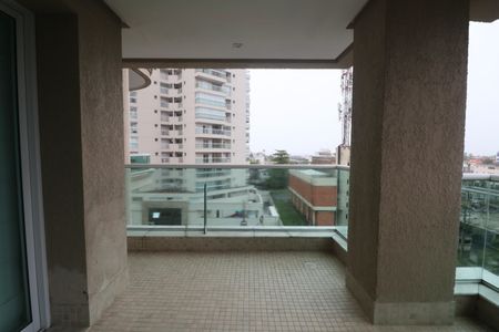 Varanda Sala de apartamento para alugar com 3 quartos, 174m² em Jardim Virginia, Guarujá
