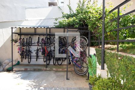 Apartamento à venda com 80m², 3 quartos e 1 vagaÁrea comum