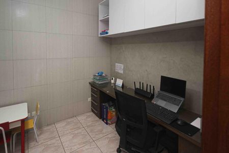 Casa à venda com 400m², 3 quartos e 2 vagasEscritório