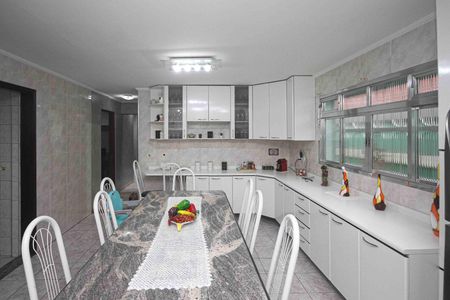 Casa à venda com 400m², 3 quartos e 2 vagasCozinha