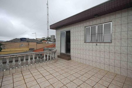 Casa à venda com 400m², 3 quartos e 2 vagasVaranda do quarto 2