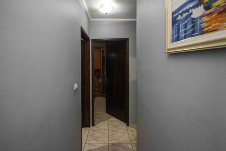 Casa à venda com 400m², 3 quartos e 2 vagasCorredor dos Quartos