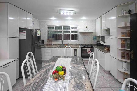 Casa à venda com 400m², 3 quartos e 2 vagasCozinha