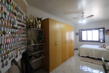 Casa à venda com 345m², 4 quartos e 5 vagasQuarto 3